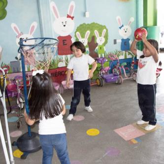 VISITA A LA CASA HOGAR RENOVACIÓN | 11-03-2024
